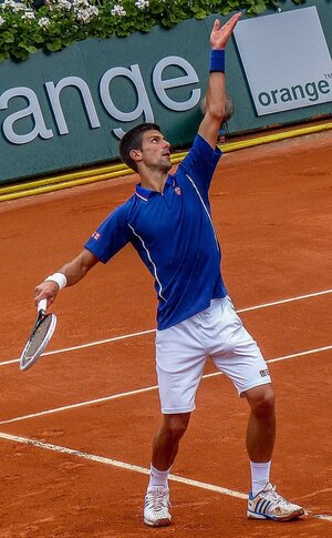 Novak Djokovic au service